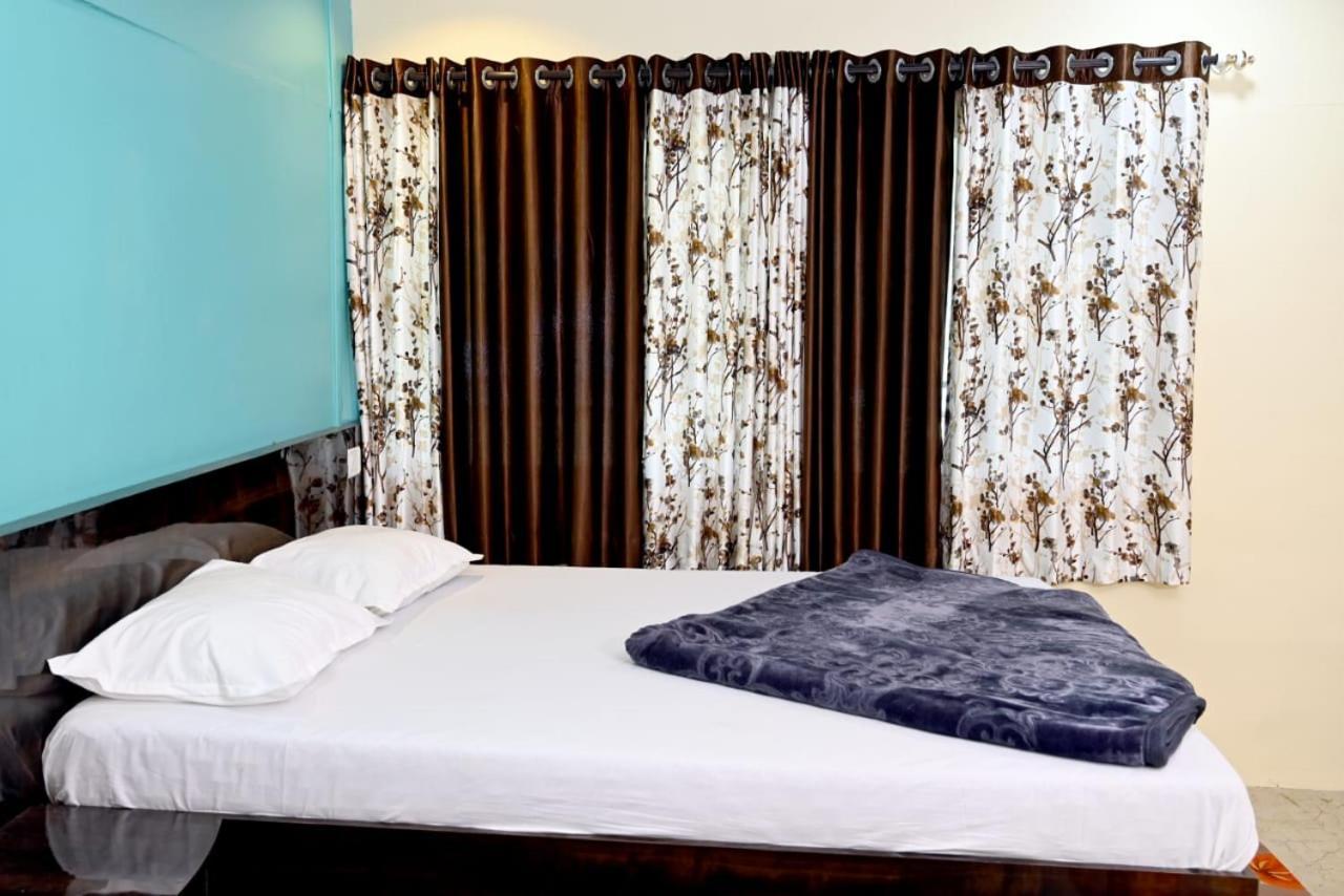 Omkar Agro Tourism & Resort Mahābaleshwar Exteriör bild